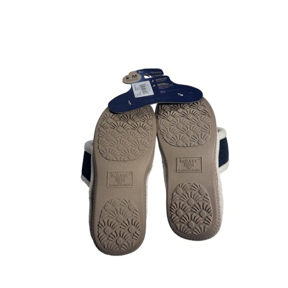 Isotoner Womens Memory Foam Slippers Arch Support Sz Large (8.5-9) White & Navy - Picture 3 of 6
